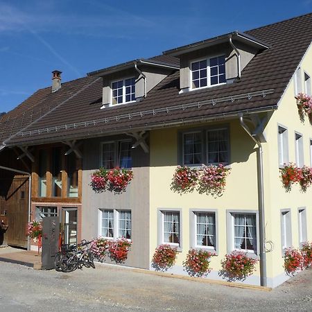 Gastehaus Zum Tulpenbaum Bed and Breakfast Turbenthal Exterior foto